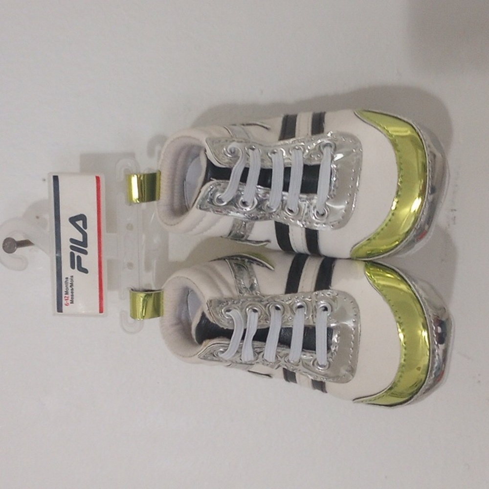 Fila baby shoes